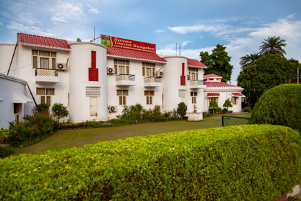 destination image